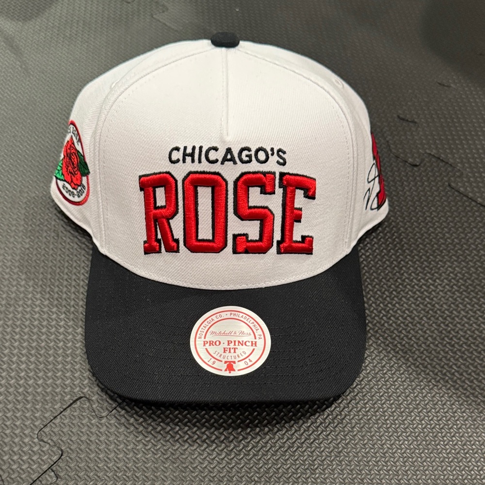 Derrick Rose Retirement Hat - Mitchell &  Ness